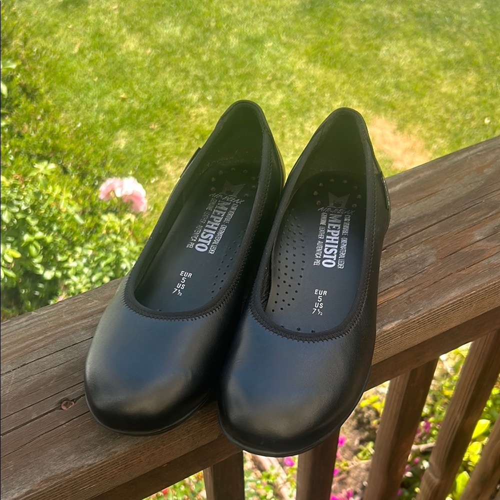 Mephisto Black Leather Slip-On Ballet Flats